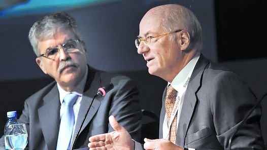 ETAPA-DESPUES-MINISTRO-SEMINARIO-TECHINT_CLAIMA20111214_0036_4