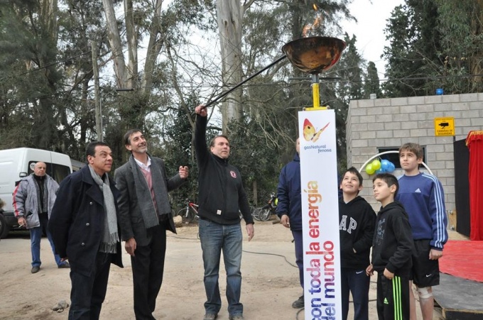 Inauguraron tendido de gas natural