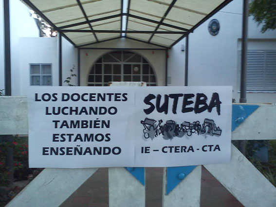 Docentes podrían extender el paro si no se mejora la oferta