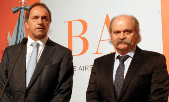 El gobernador Scioli y el ministro Granados.