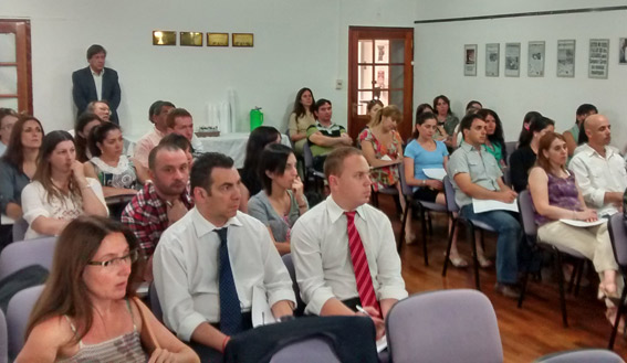 Parte de los asistentes a la jonada de Juicio de Alimentos.