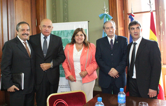 Ricardo Alfonsin, Leonardo Schifani Wolf, Sandra Paris, Juan C. Rodriguez y el diputado del PSOE