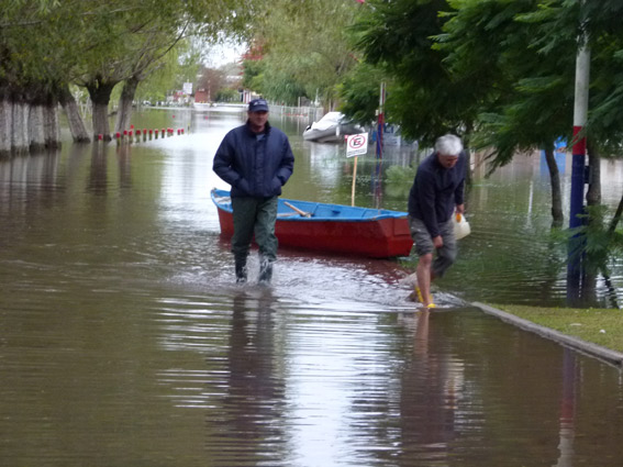 Los clubes náuticos afectados por el agua.