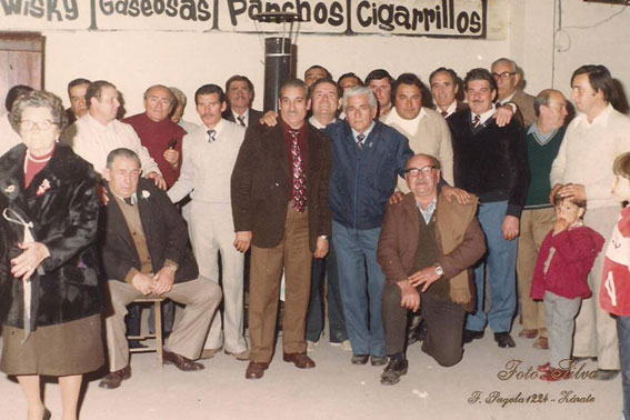 Entre otros, en una reunión en año 1975, vemos a Roberto Martich, Fonseca, Coco Fusse, Don Silva, Orlando, Don Pesich, Don Gómez, Pomorsky, Francisco Uría y la enfermera Matilde Cesanelli.