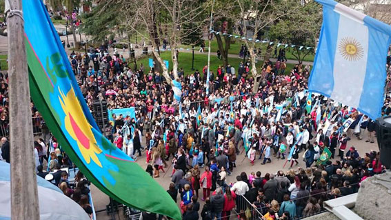 La Plaza Mitre frente a la Delegación.
