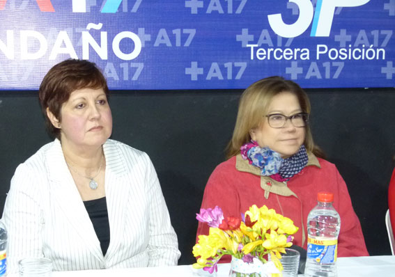 Stella Mendaño y Graciela Camaño.