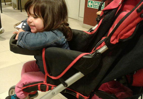 Sara Isabella requiere ayuda.