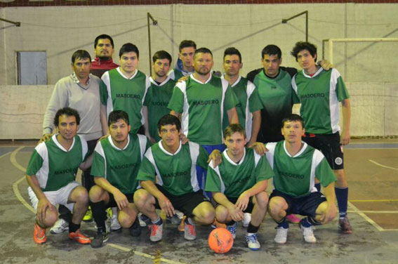 El equipo de Barrio Cementerio jugará esta noche en el Clausura de FUTSAL local.