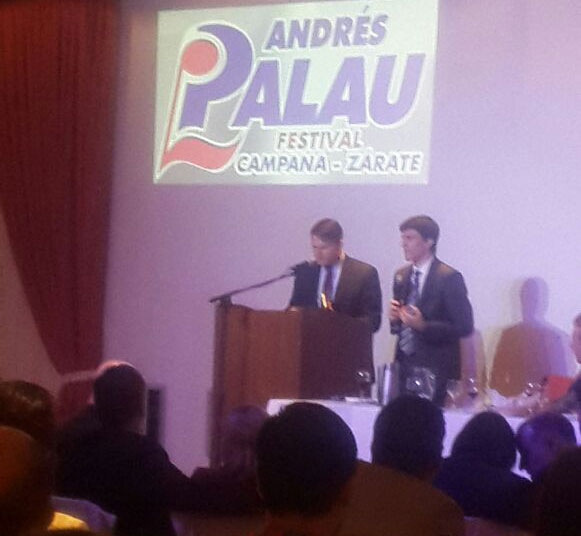 Andrés Palau en la cena con empresarios de Zárate y Campana.