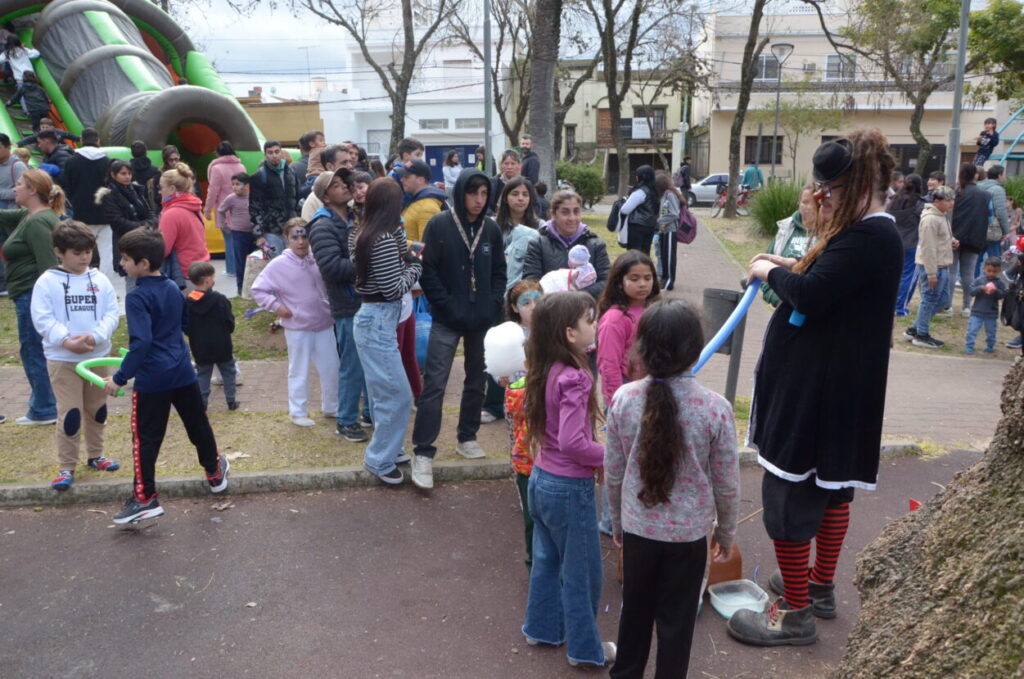 Festejo del Día del Niño en Plaza Italia | La Voz de Zárate