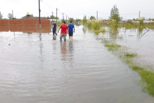 El intendente puso en alerta a todos los barrios “inundables”