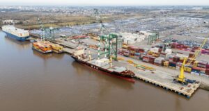 Terminal Zárate destaca el rol de la Prefectura por su labor al servicio de la navegación segura