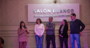 El Salón Blanco recibió una destacada muestra artística