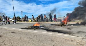 Bloquearon Avenida Antártida tras intervenciones en barrio Nuevo