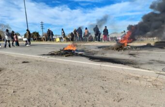 Bloquearon Avenida Antártida tras intervenciones en barrio Nuevo