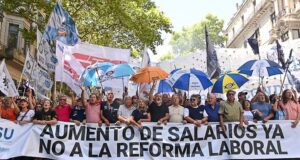 Anunció dos nuevas movilizaciones contra el Gobierno y analiza un paro general