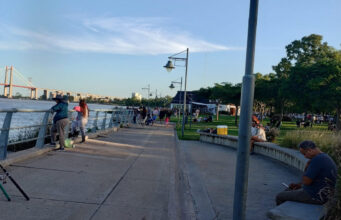 Se construirán nuevos espacios recreativos y deportivos en costanera