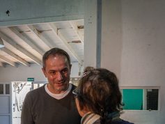 Abella destacó la importancia de acercarles a los vecinos los servicios que ofrece el Municipio