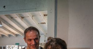 Abella destacó la importancia de acercarles a los vecinos los servicios que ofrece el Municipio