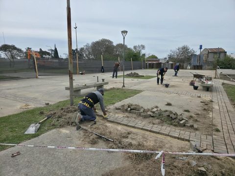 Comenzaron las obras para la creación de la nueva Plaza Inclusiva frente al CIC