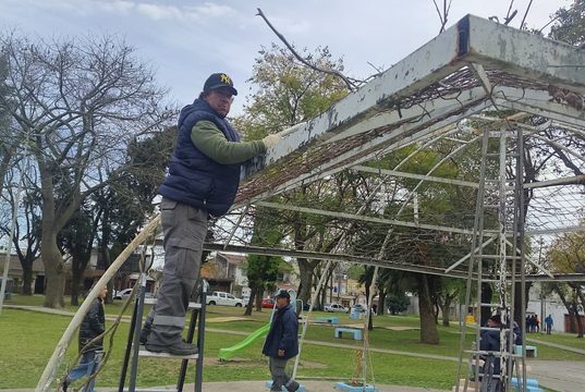 El Municipio desplegó un operativo integral en la Plaza del Barrio San Jacinto