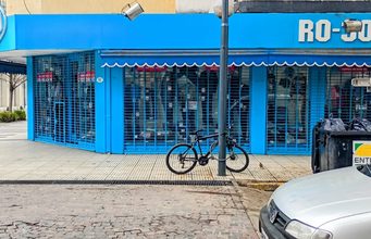 Actividad comercial entre crisis y día de su empleado: “Nos están comiendo los costos fijos”