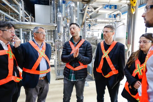 Matilla visitó Cervecería Quilmes y destacó el potencial productivo de Zárate